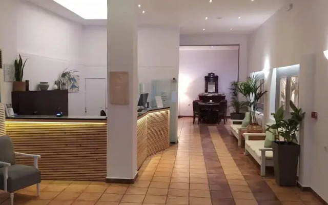 Kanelli Beach Hotel