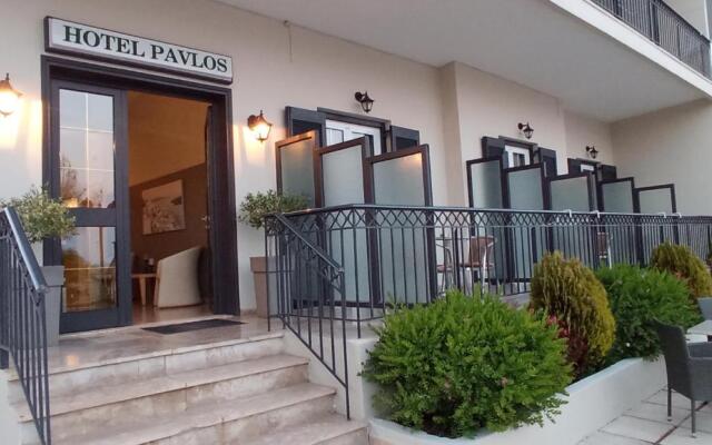 Hotel Pavlos & Studios
