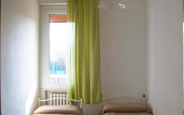 Appartamento viale pedonale a due passi dal mare