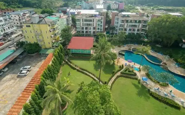 Patong Beach Gardens - Pool, Fast Wifi, Smart TVs