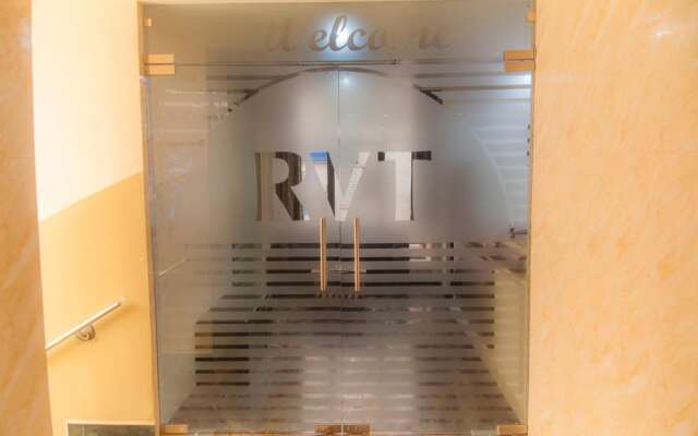 Hotel Rathnavel Towers
