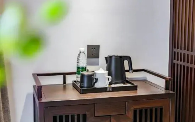 QIANNA HOTEL (Provincial People's Hospital Jincheng Times Square Branch)