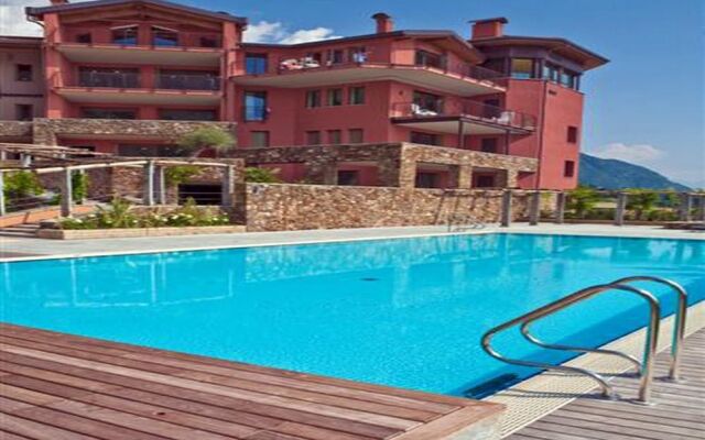 La Perla Di Sonenga - Giardino