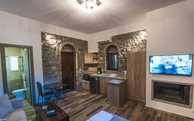 Avgonima All Seasons Hotel