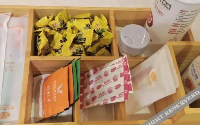 Vienna Hotel (Tianjin Five Avenues Youyi Road Cultural Center Subway Station)