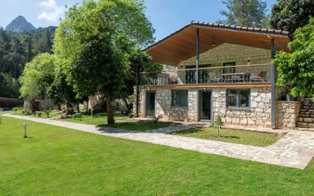 Yusalis Garden Hotel +12 Adult