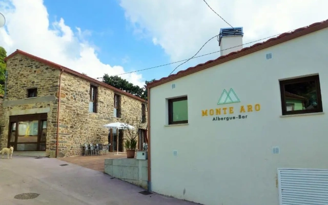 Albergue Monte Aro