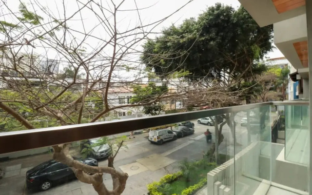 w Elegant Loft Near Boardwalk in Barranco