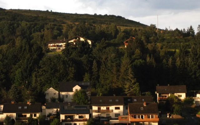 Einladende Ferienwohnung in Muellenborn Eifel