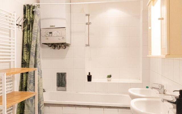 Comfortable 3BR shared Apart. - Suitable For Long Stays