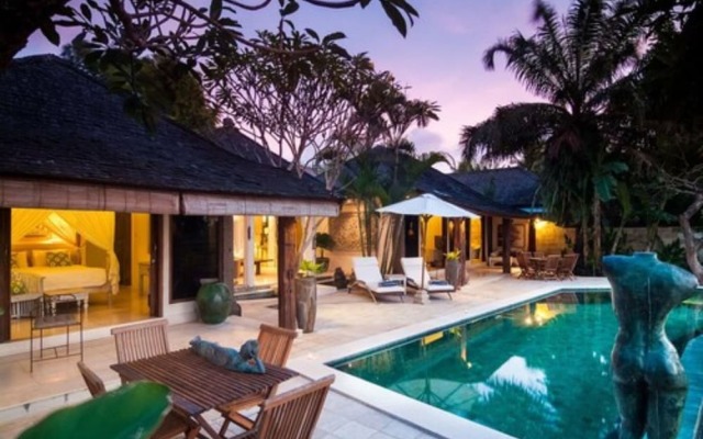 Rice Field Terrace Tirta Villa Canggu