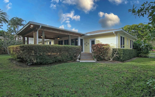 Sun, Shells and Seaspray w/ Lanai