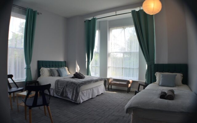 Queens Guesthouse Manchester