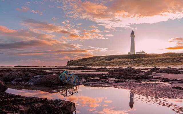 Beautiful 3-bed Country House in Lossiemouth