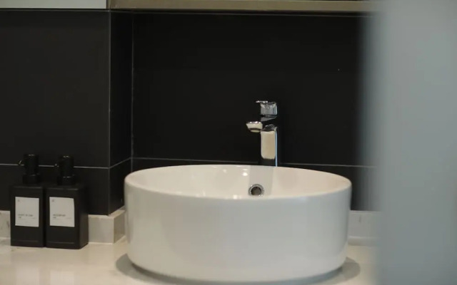 NOVO Serviced Suites by Widebed