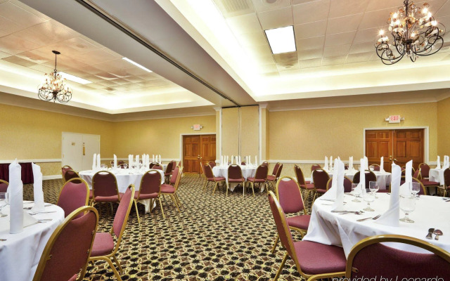 Holiday Inn Lumberton by IHG