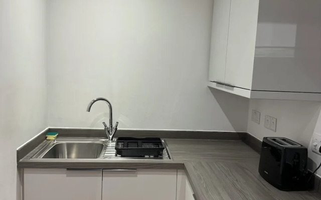 Armyn House Apartments