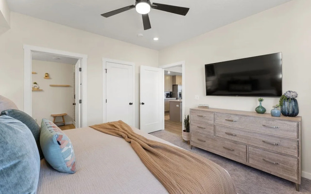 Chasing Sunsets 2 Bedroom Condo