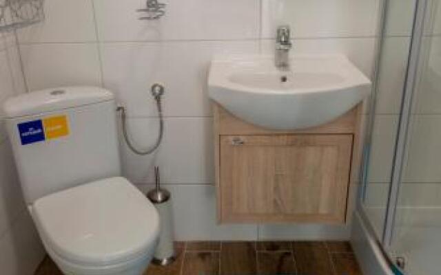 Marina House Apartments