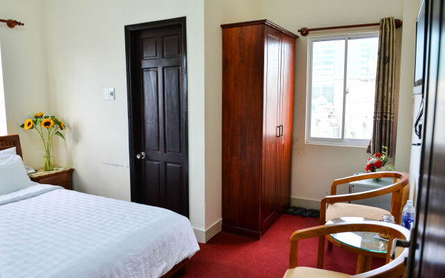 Oc Tien Sa Hotel