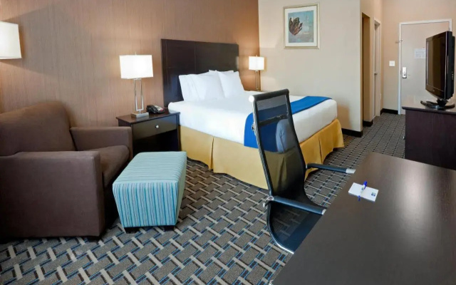 Holiday Inn Exp And Suite West Coxsackie