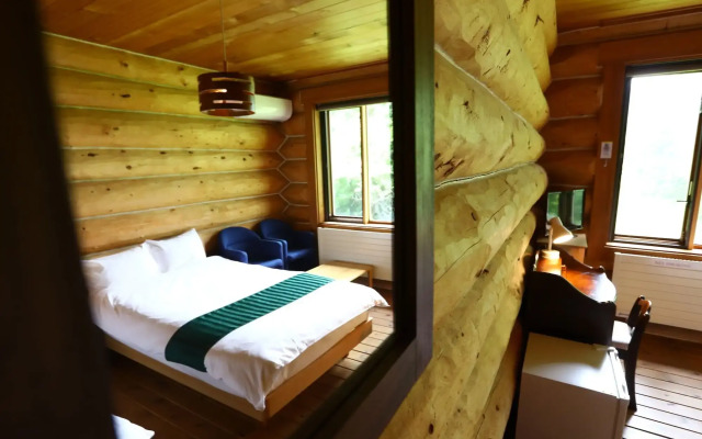 Reposer Hakuba
