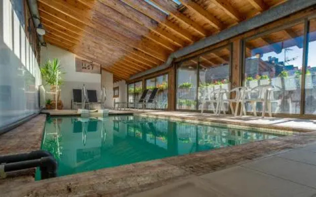 Aparthotel les Corts