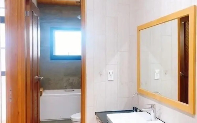 Qingdong Entire Home - Two Buildings for 4-70 peoples Best choice for Group Gatherings