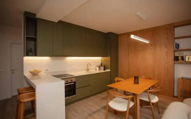 The Luxury Garden Apartment