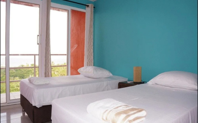 Posada Nativa Claymount View