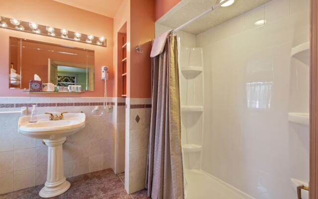 After Eight Bed and Breakfast