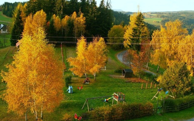 Der Ponyhof Familienhotel & Reitstall