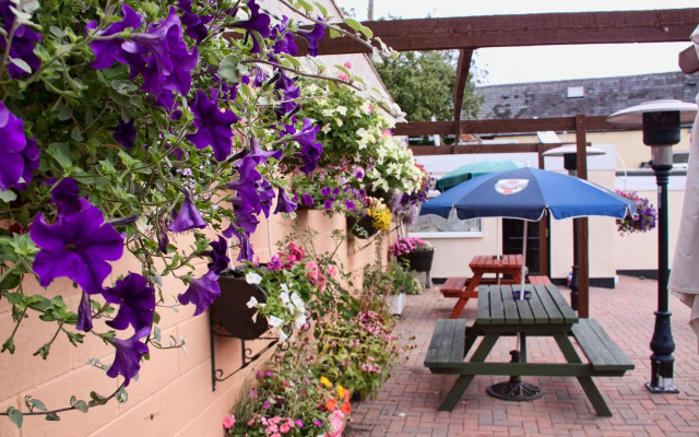 The Bullshead, Arthingworth House B&B