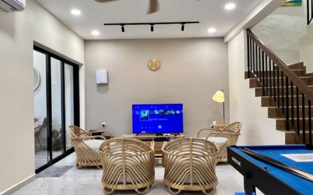 【JB Sentosa】Newly Renovated/PS4/Funs(4BR3B) 12px – Entertainment – Johor Bahru