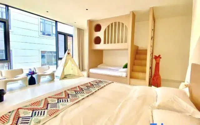 Happy Friday Homestay