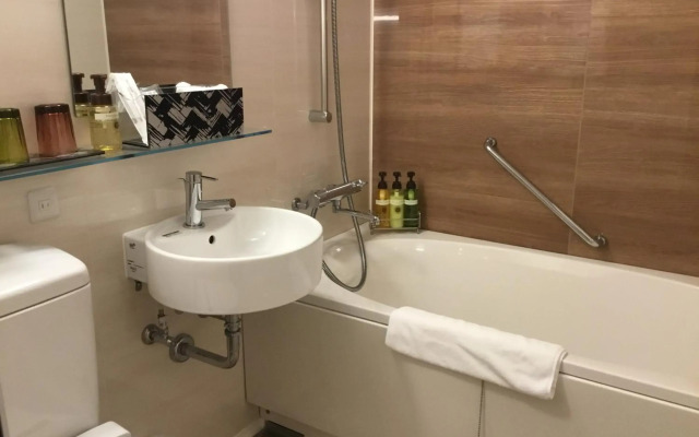 Oriental Suites Airport Osaka Rinku