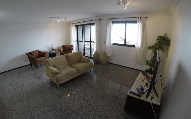 Apartamento amplo no coração da Aldeota