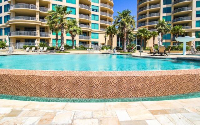 Palisade Palms Beachfront