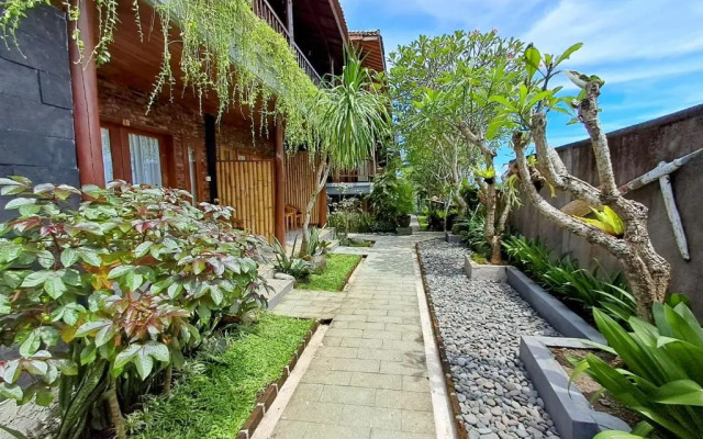 West Break Bali Medewi