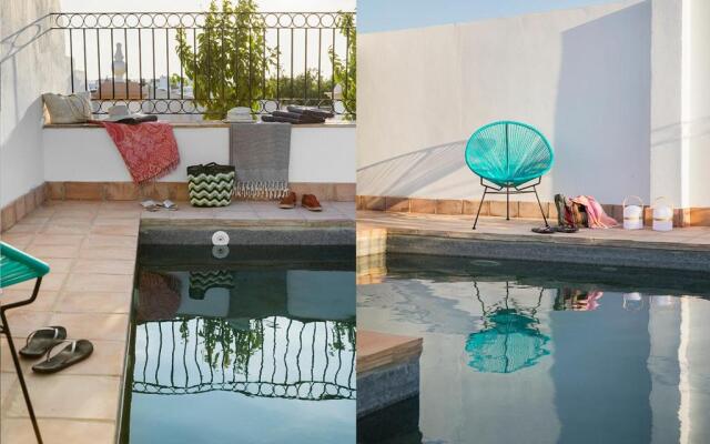 Feria Pool & Luxury
