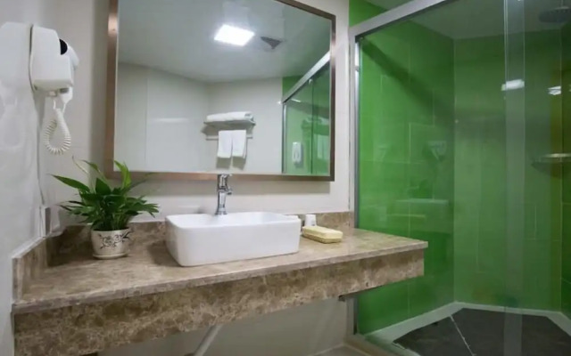 GreenTree Inn Hefei Feixi County South Jinzhai Road Jinyun International Hotel