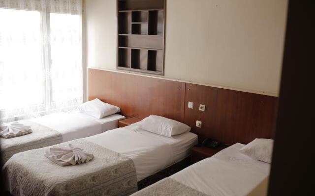 Otel Unlu