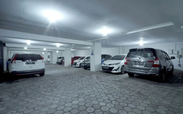 Dparagon Bukit Sari