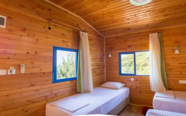 Helios Gunes Camping