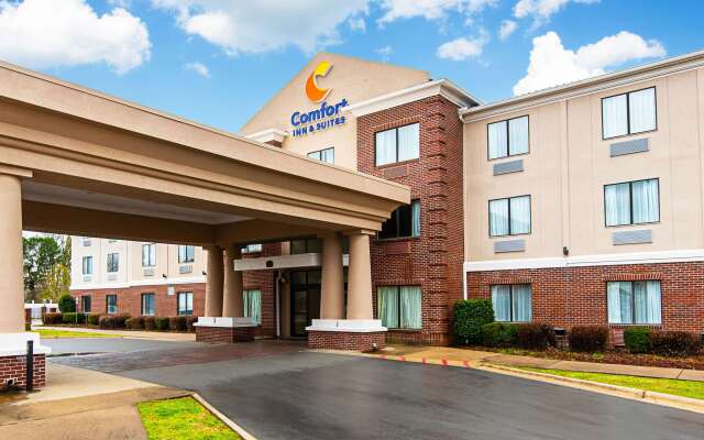 Comfort Inn & Suites Pine Bluff