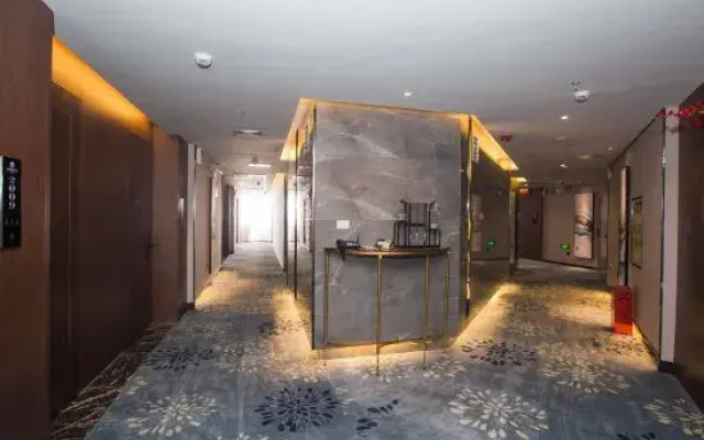 Qian'an International Hotel