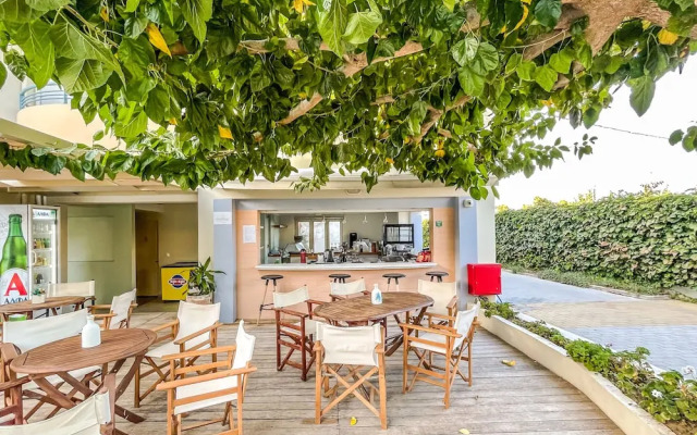 Melina Beach Hotel