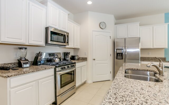 Exceptional 5 Bed 4,5 Ba Villa Gamerm