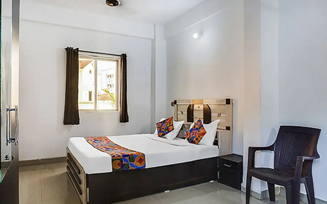 FabHotel Galaxy Airport Inn