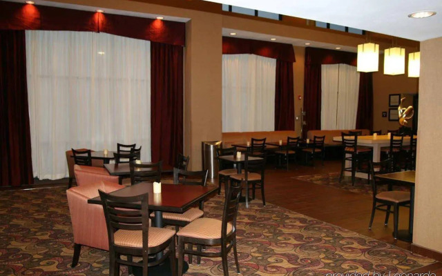 Hampton Inn & Suites Oklahoma City - South